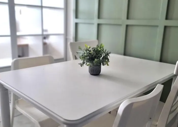 Newly Furnished In The Heart Of Quezon Near Philippine Hospitals *